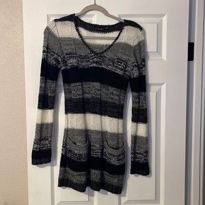 Size Medium knitted dress.